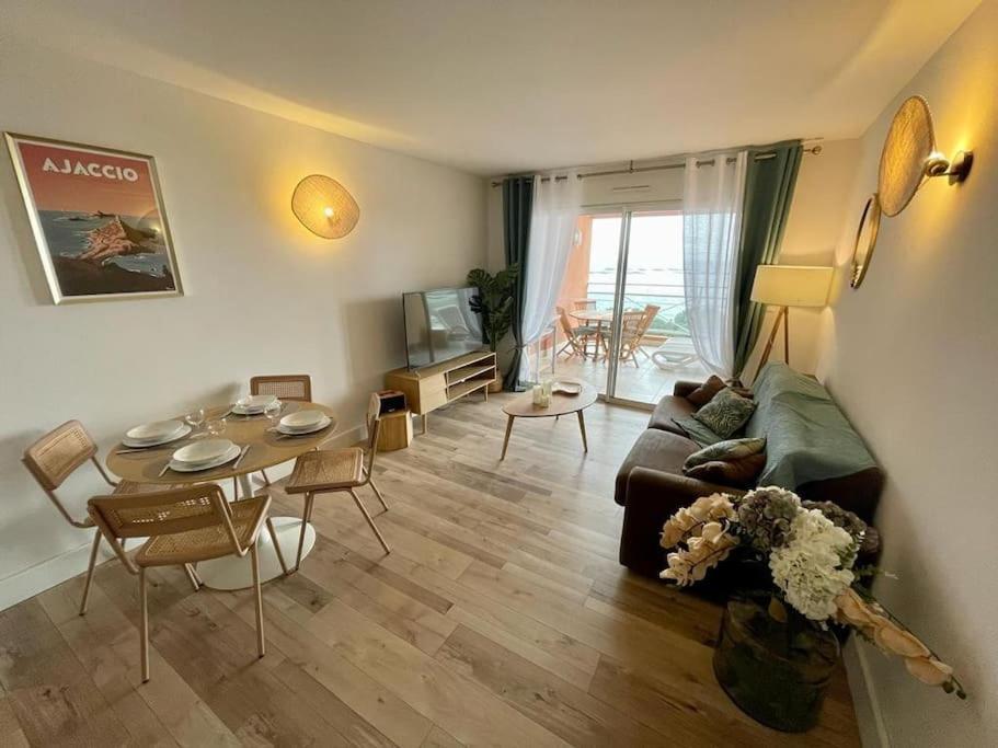 Magnifique T2 Vue Sanguinaires Appartement Ajaccio (Corsica)